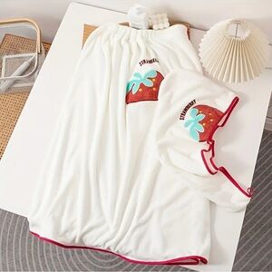 Strawberry Bath Towel Set 4 Pieces